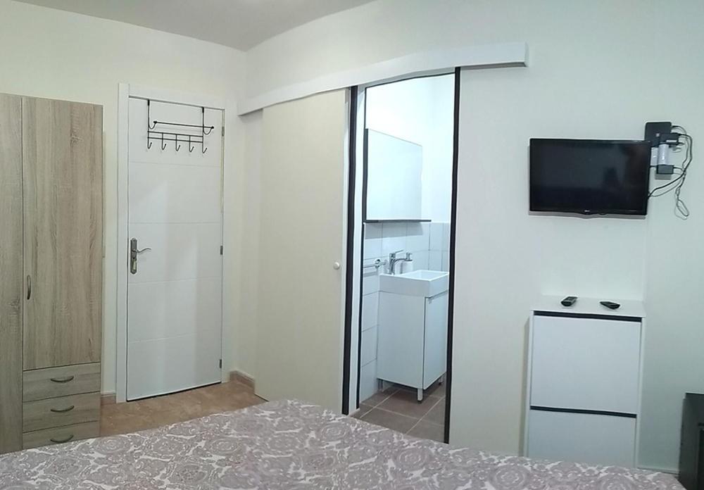 סן איסידרו Kiki Vivienda Bed & Breakfast מראה חיצוני תמונה